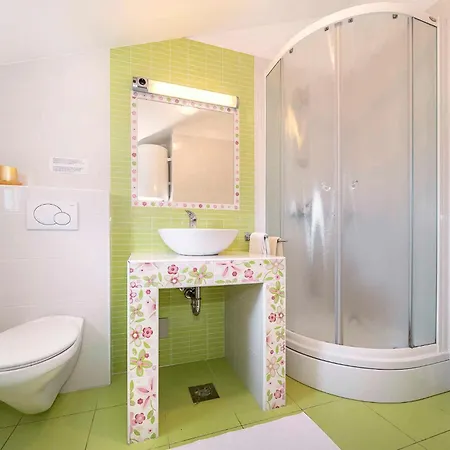 In - Insel Krk 53137 דירה *